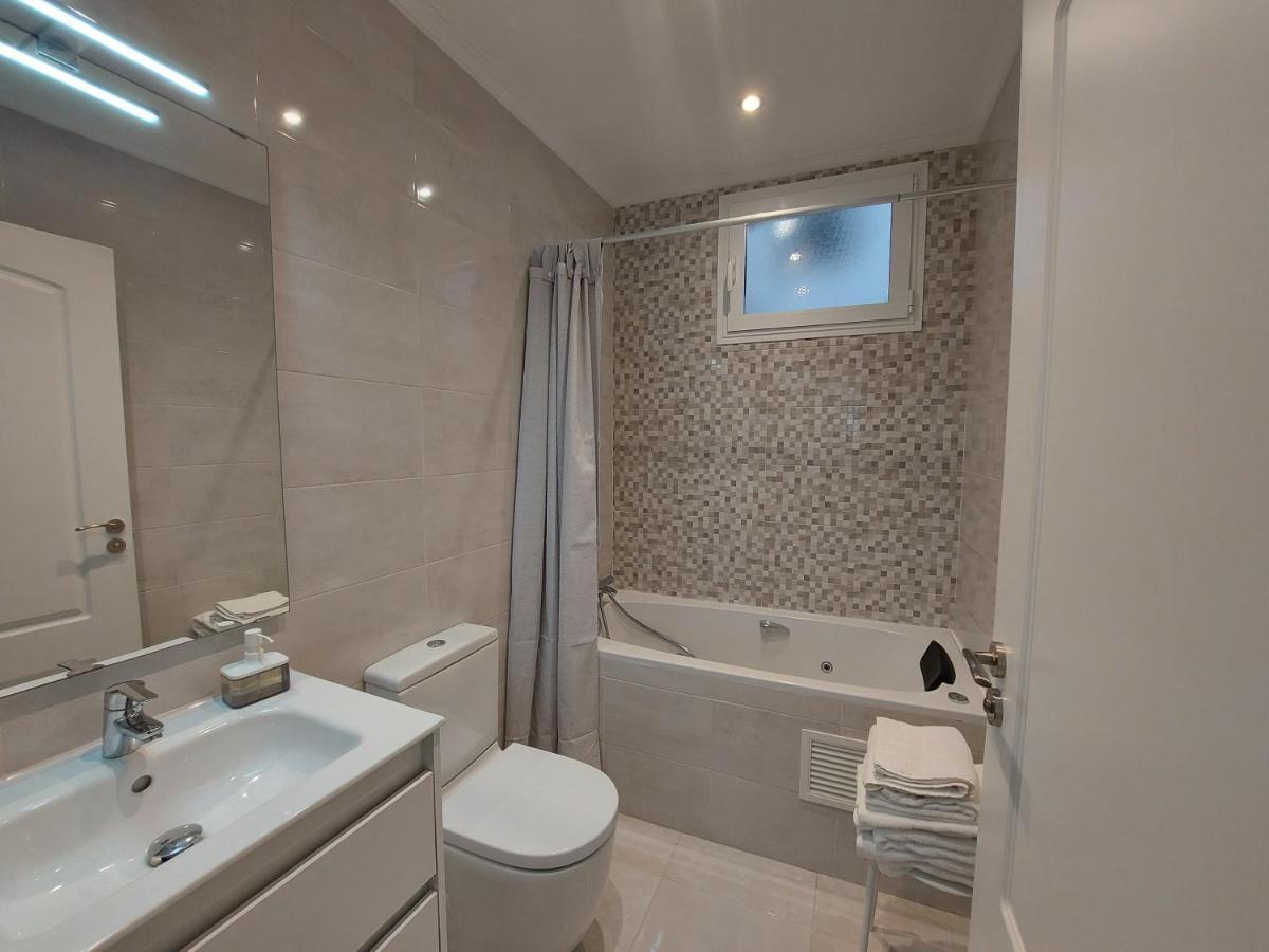 Apartamento Lea Apartment Билбао Екстериор снимка