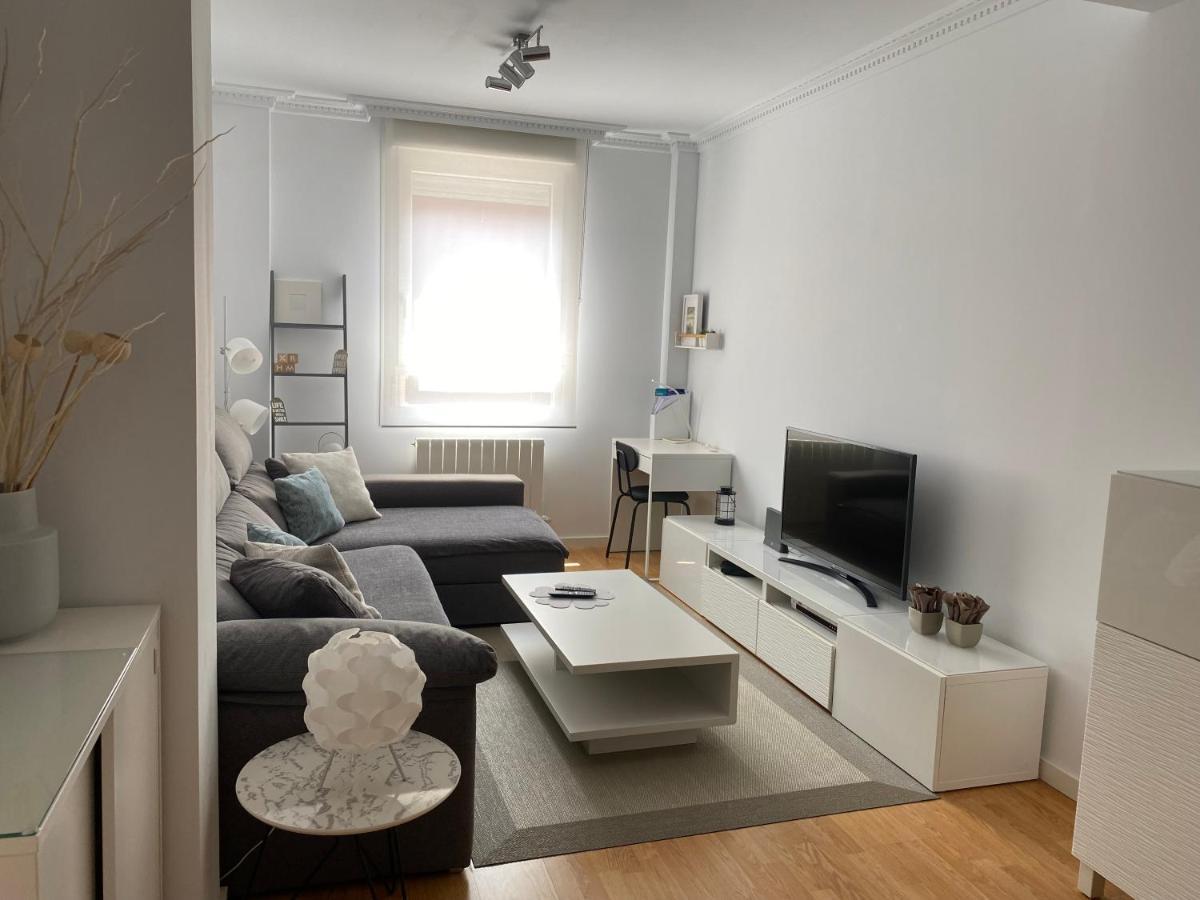 Apartamento Lea Apartment Билбао Екстериор снимка